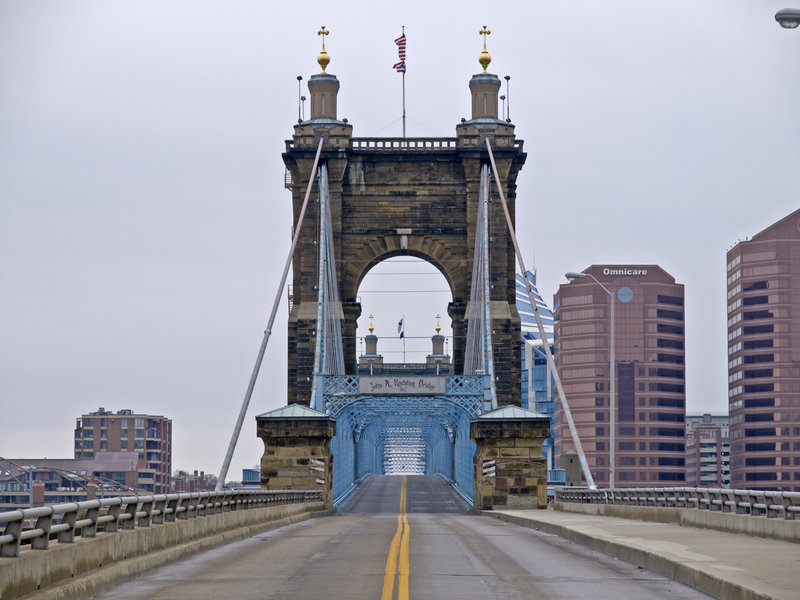 Cincinnati, Roebling Bridge